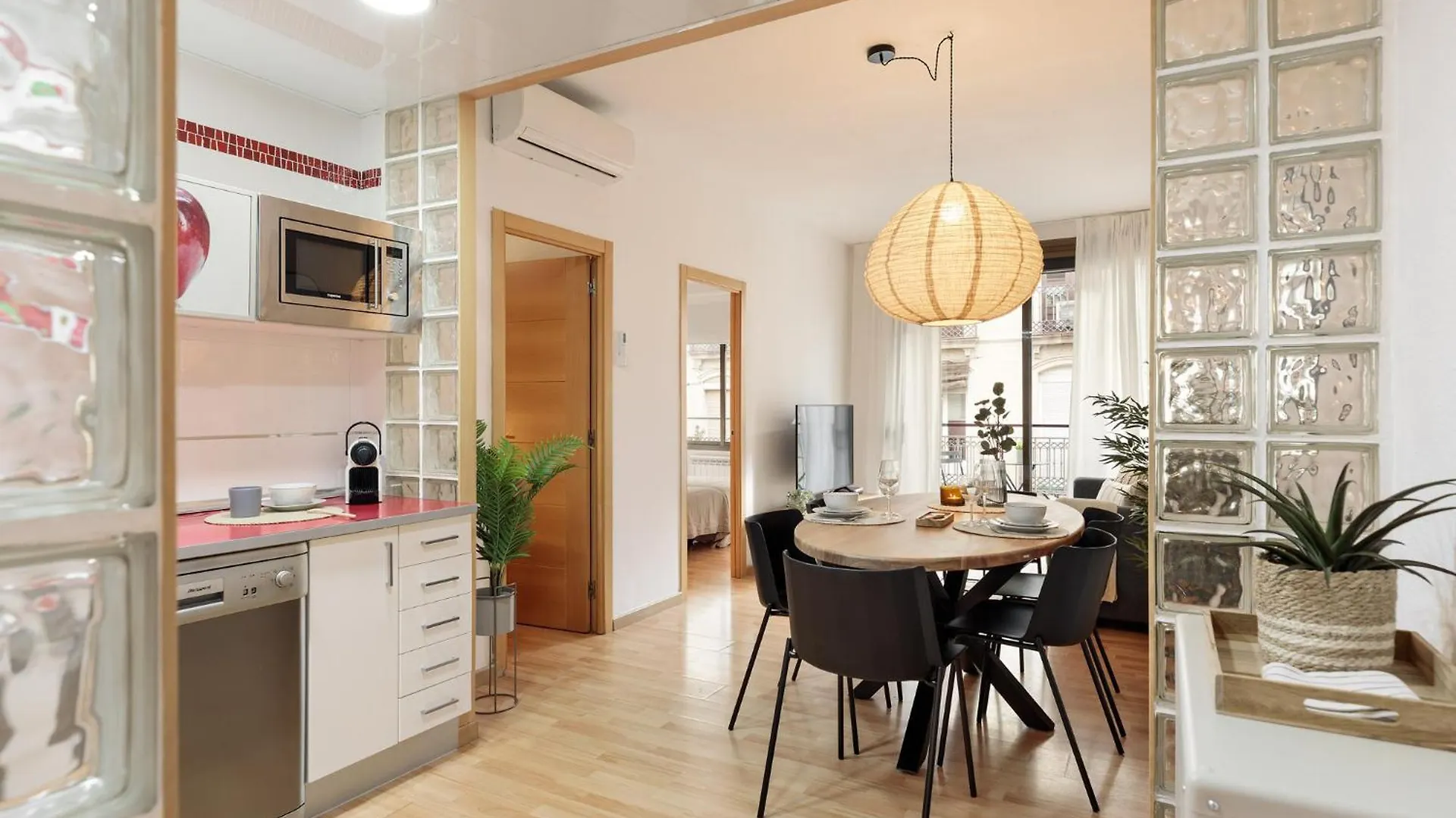 Precioso Apartamento En El Centro Barcelona 0*,
